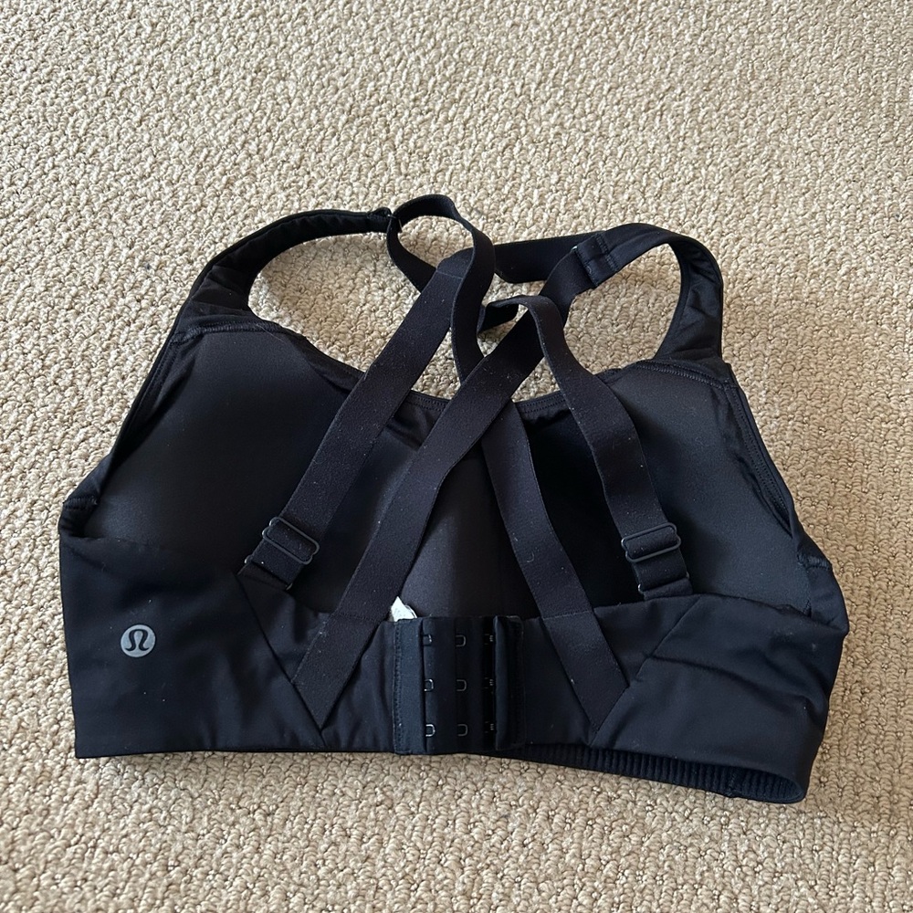 Lululemon Bra 32C. Black. Great condition